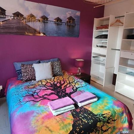 1 Chambre Privative Avec Bureau Et Cuisine Dans Maison 105 M2 Montfaucon Montfaucon  Exterior photo
