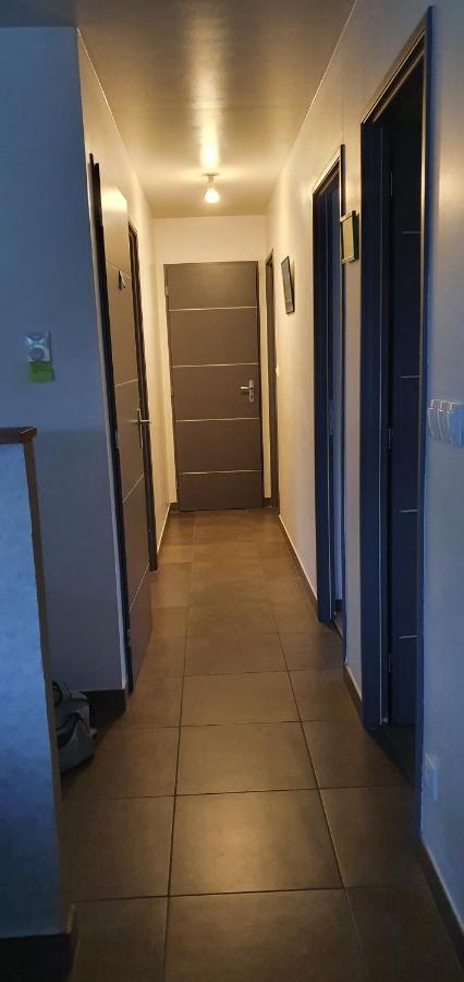 1 Chambre Privative Avec Bureau Et Cuisine Dans Maison 105 M2 Montfaucon Montfaucon  Exterior photo